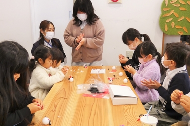 2021.12.04 岩出店・粘土キャンドル記事①