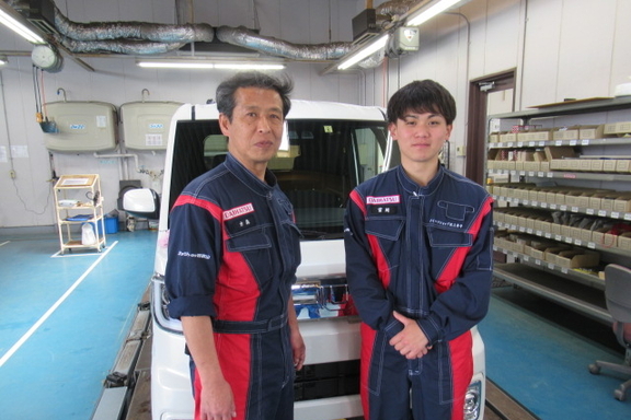ダイハツショップ紀三井寺店エンジニア③