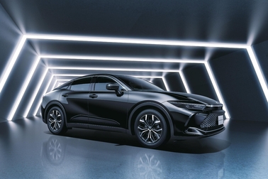 CROSSOVER G(2.5Lハイブリッド車)