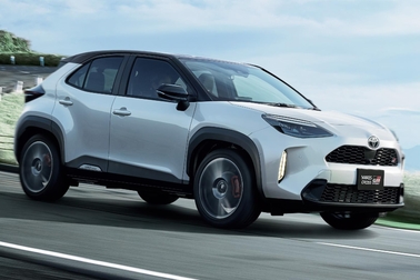 GR SPORT(ハイブリッド・2WD)